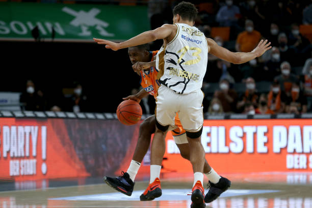 标依然是欧 标依然是欧