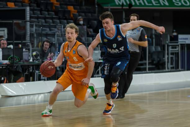 通过一些户 通过一些户